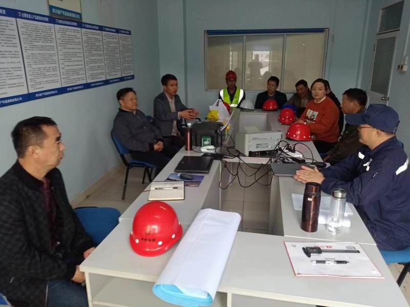 1699238995843801.jpg 与业主交流 _1.jpg